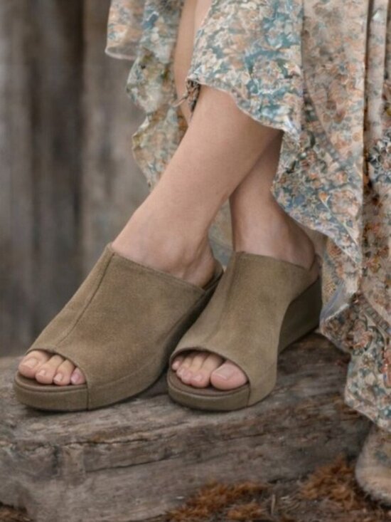 Chocolat Blu Shoes - Chocolat Blu Wynn Camel Suede Peek Toe Wedge Mule Sandal, Size 6.5